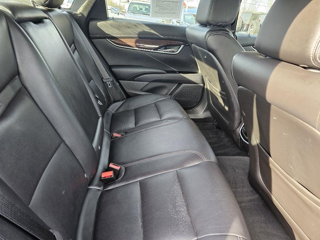 Cadillac XTS Luxury FWD 2016