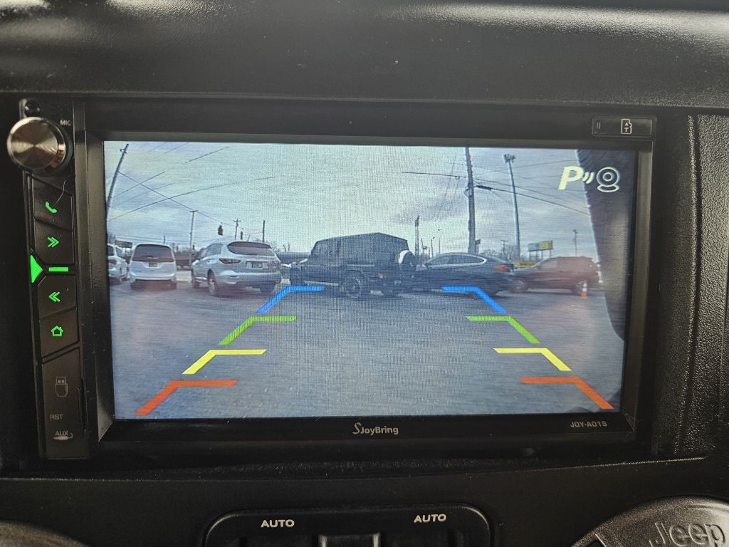 Jeep Wrangler Unlimited Sport 4WD 2014