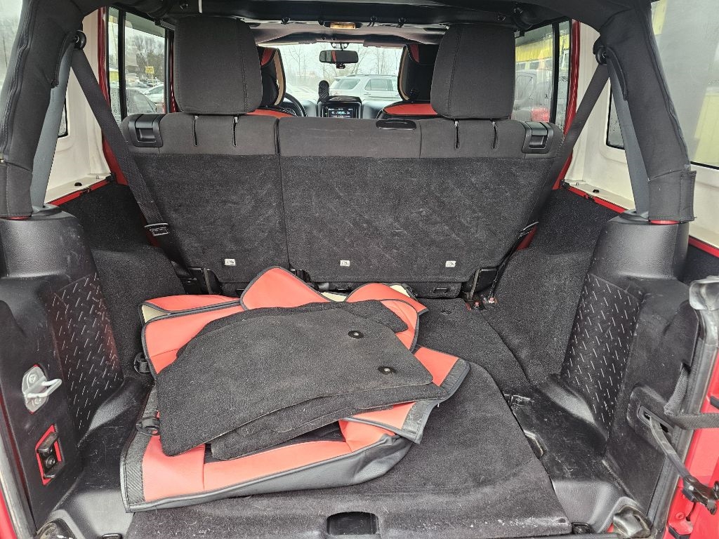 Jeep Wrangler Unlimited Sport 4WD 2014