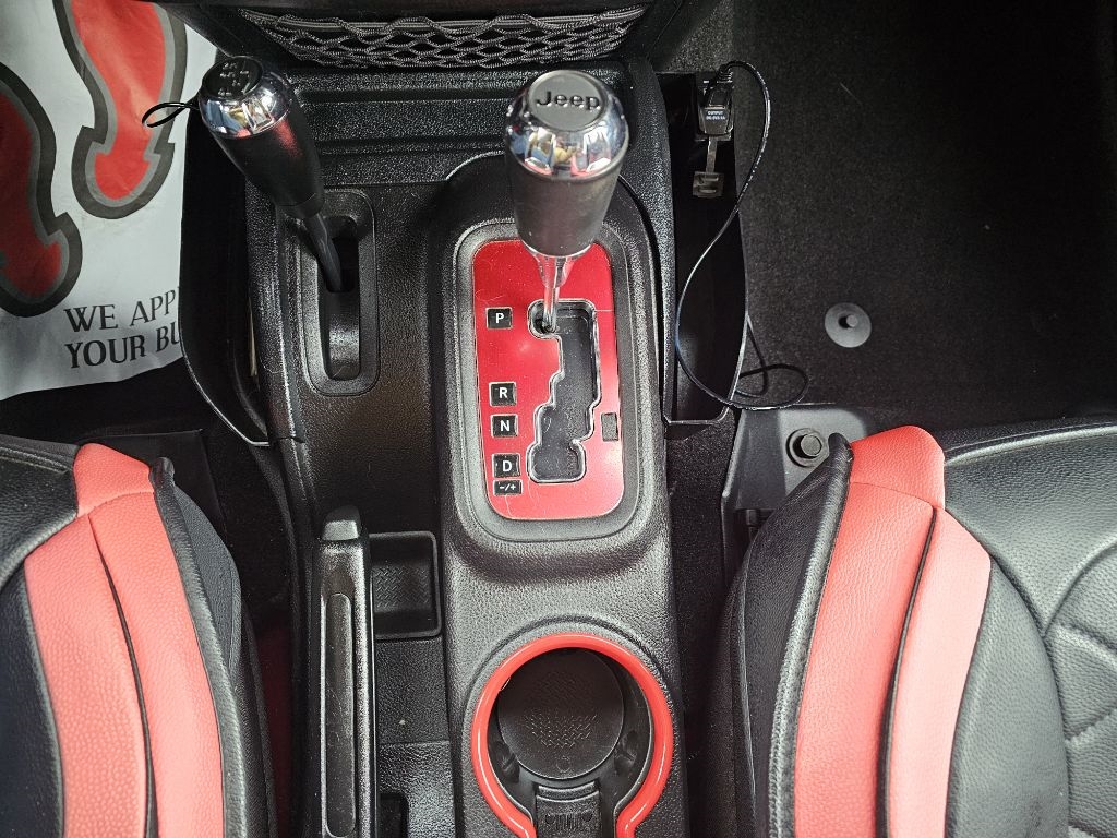 Jeep Wrangler Unlimited Sport 4WD 2014