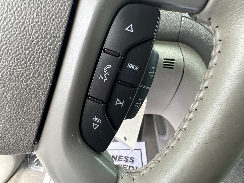 Buick Enclave Convenience FWD 2015