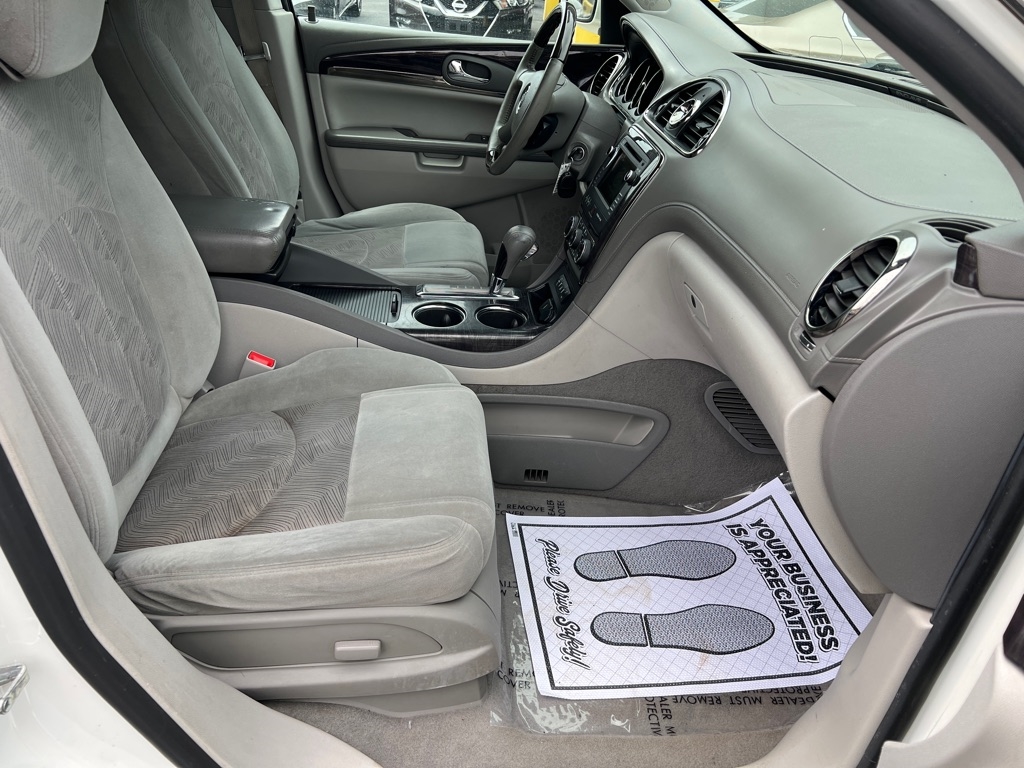 Buick Enclave Convenience FWD 2015