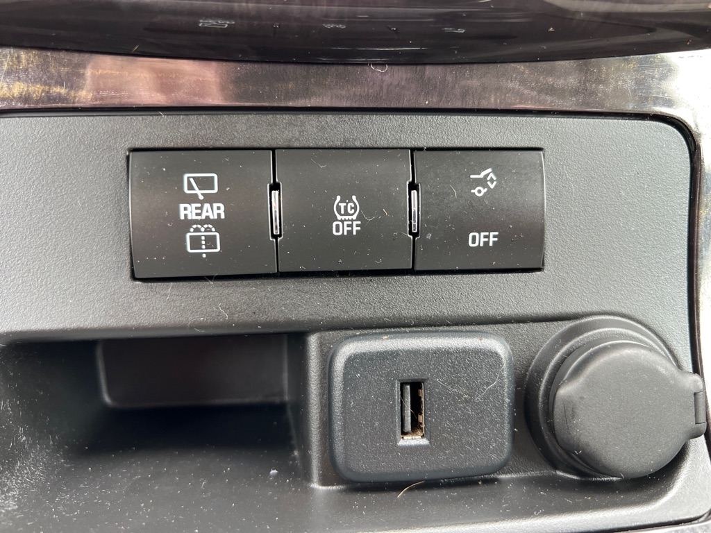 Buick Enclave Convenience FWD 2015