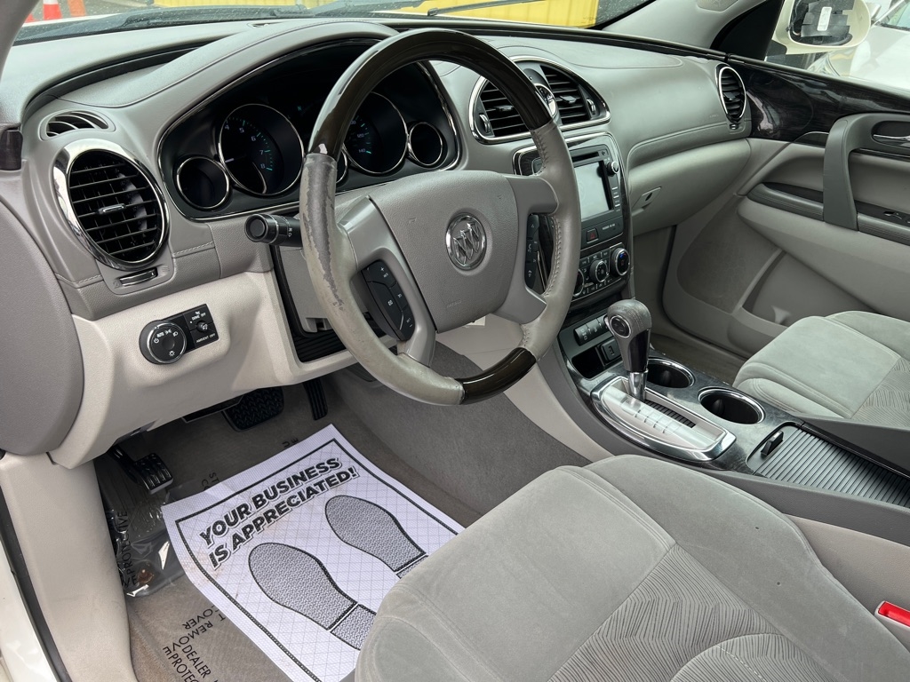 Buick Enclave Convenience FWD 2015
