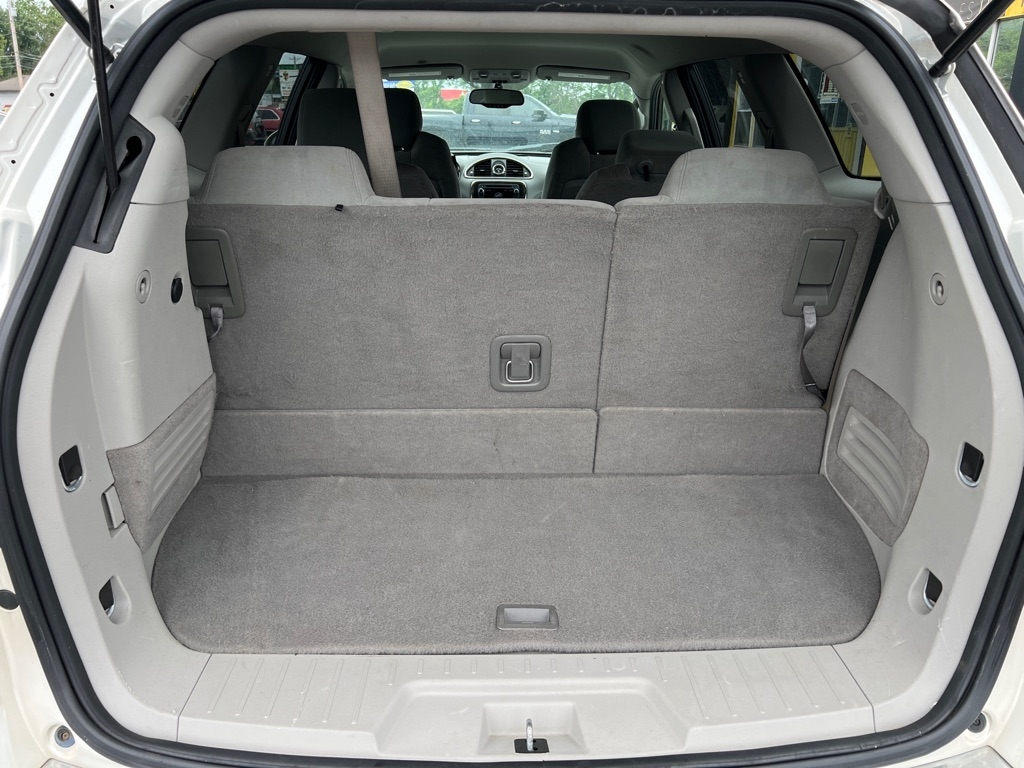 Buick Enclave Convenience FWD 2015