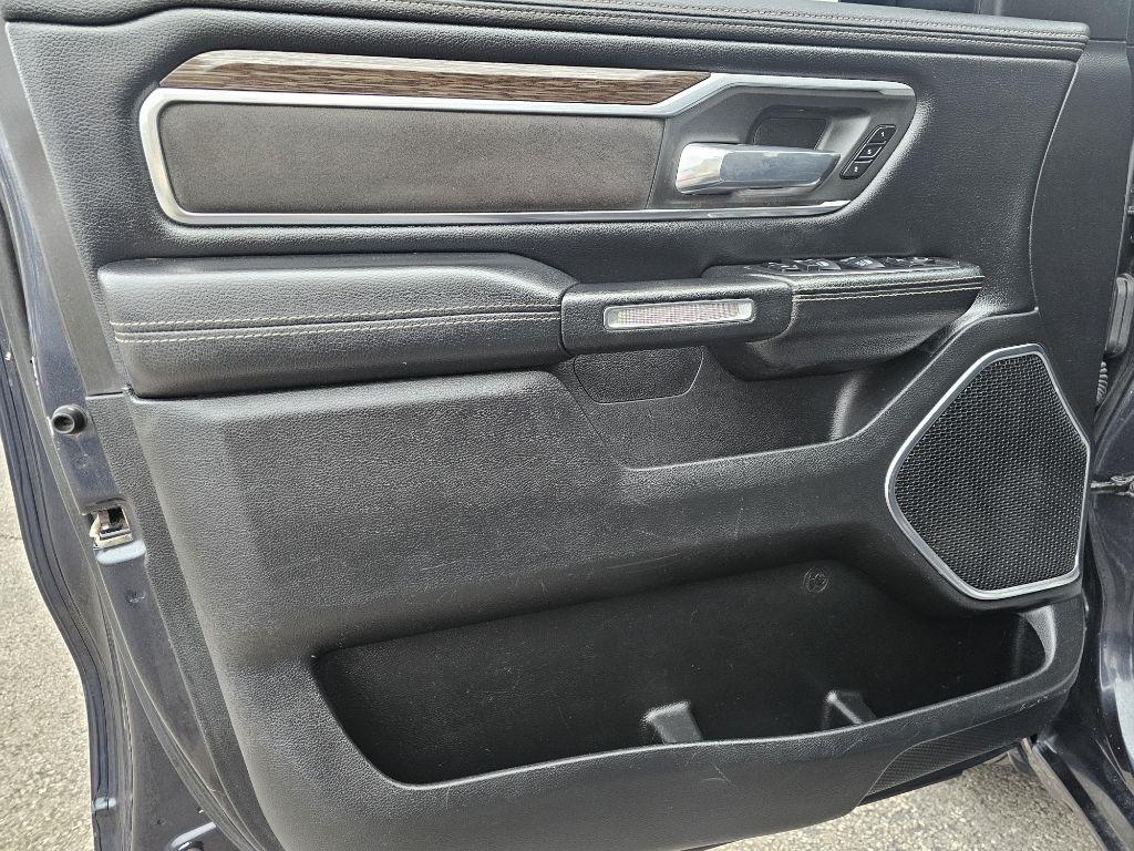 RAM 1500 Laramie Quad Cab 2WD 2019