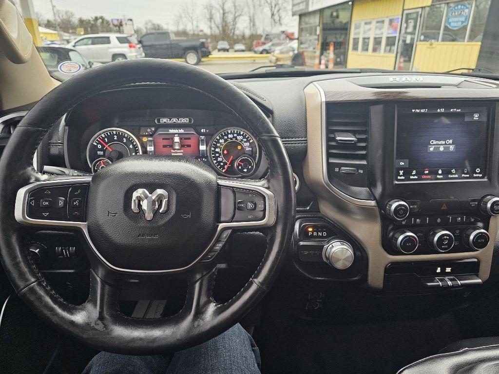 RAM 1500 Laramie Quad Cab 2WD 2019