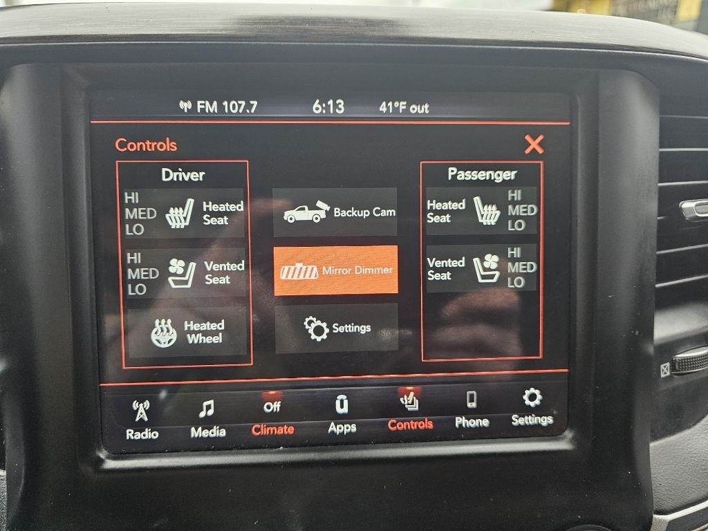 RAM 1500 Laramie Quad Cab 2WD 2019