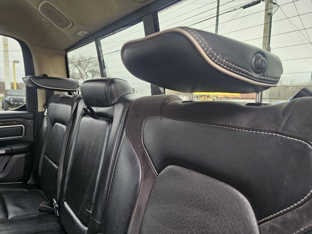 RAM 1500 Laramie Quad Cab 2WD 2019