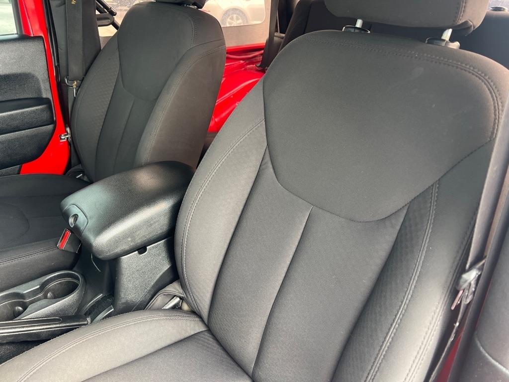 Jeep Wrangler Sport 4WD 2016