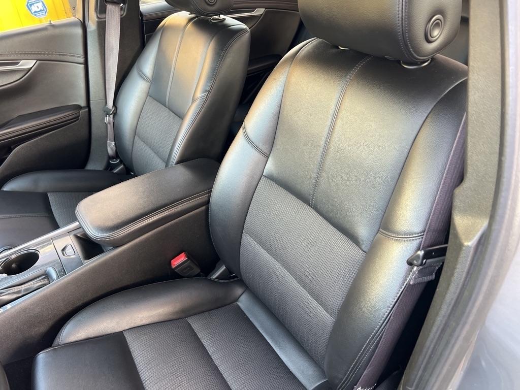 Chevrolet Impala LT 2017