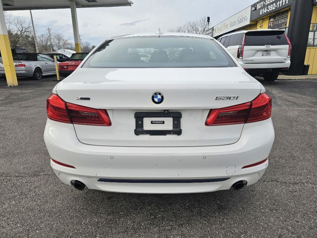 BMW 5-Series 530i xDrive 2017