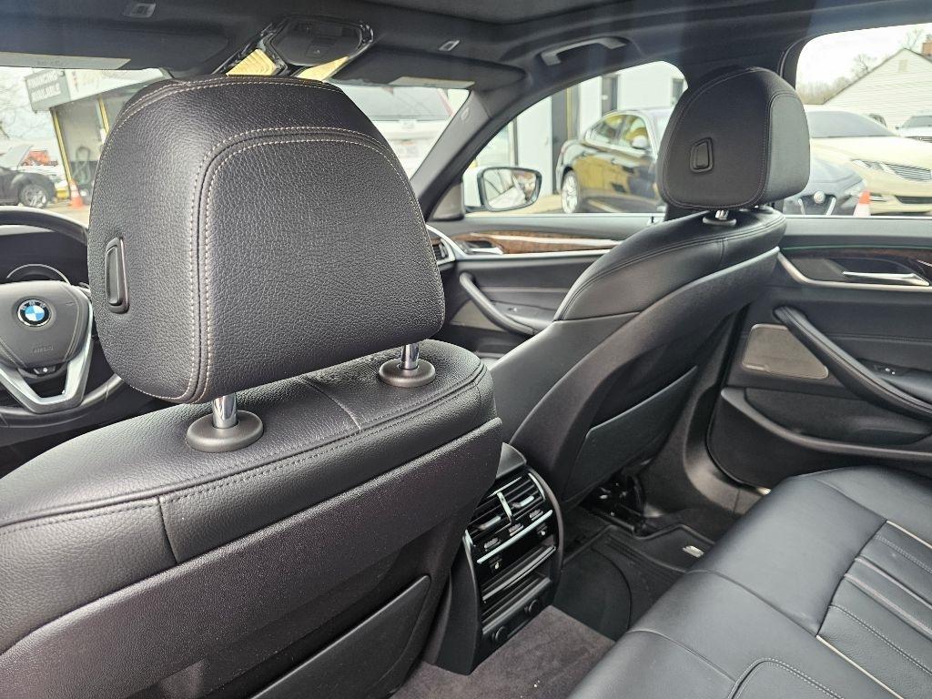 BMW 5-Series 530i xDrive 2017