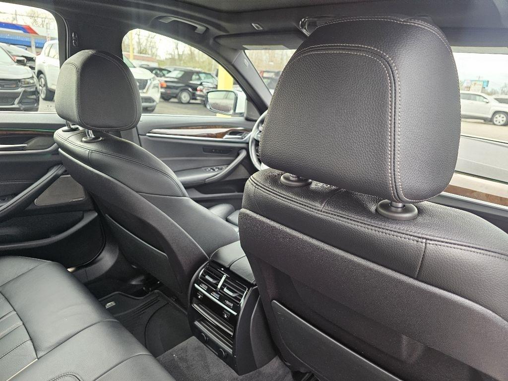 BMW 5-Series 530i xDrive 2017