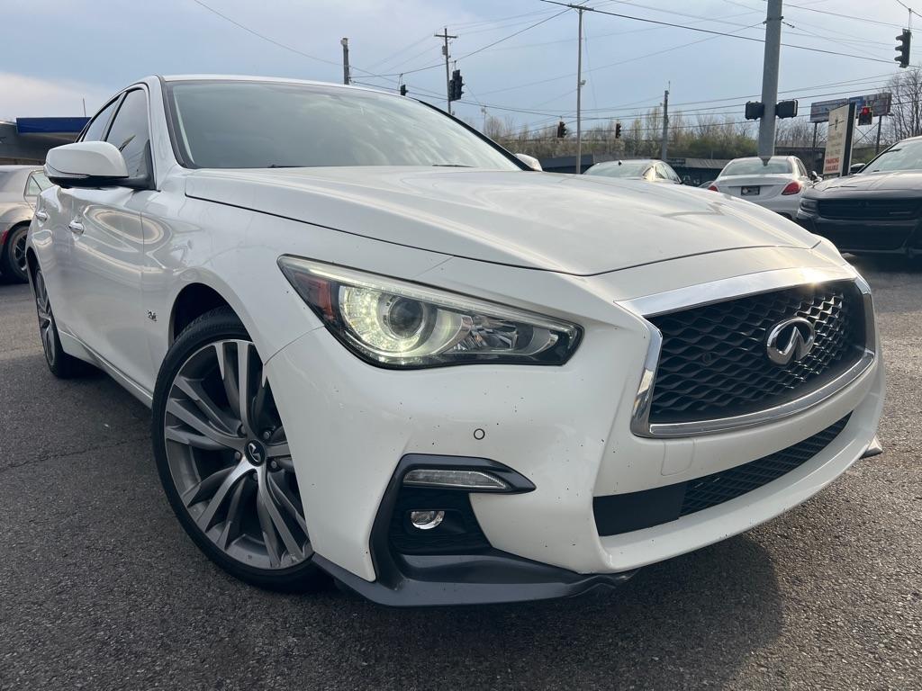 Infiniti Q50 3.0t LUXE AWD 2018