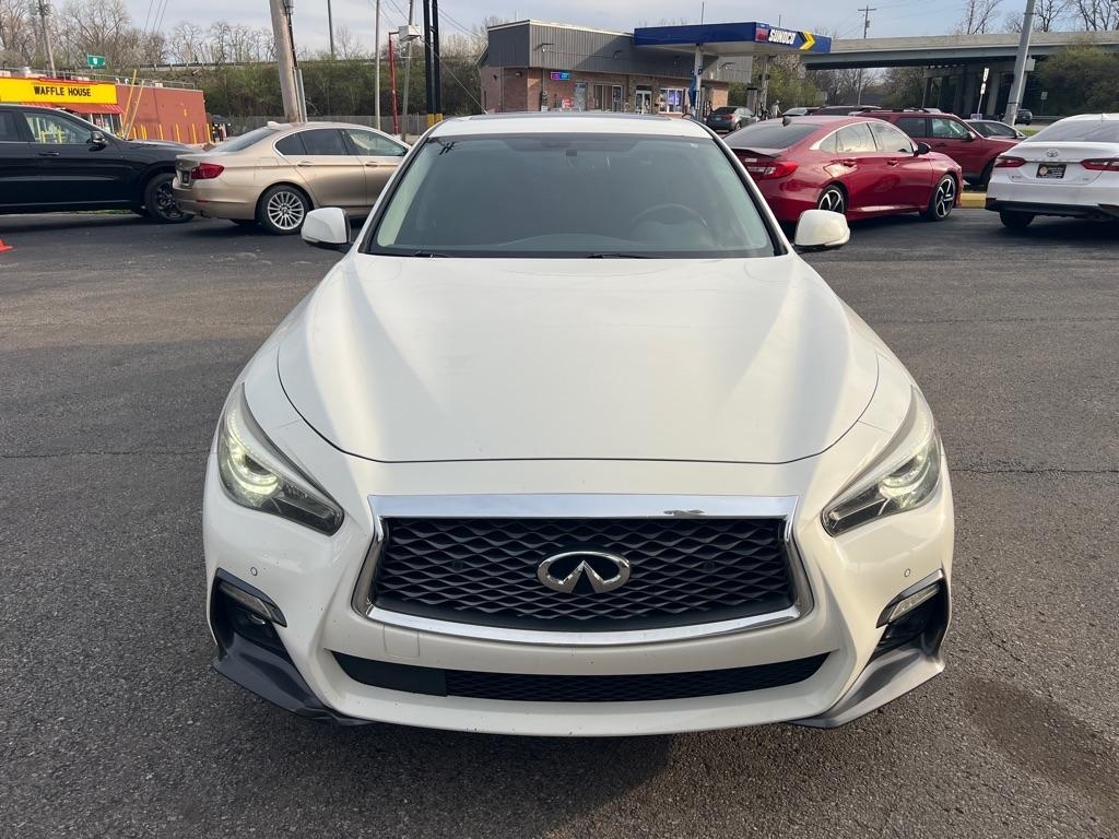 Infiniti Q50 3.0t LUXE AWD 2018