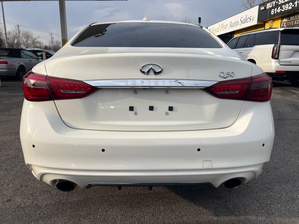 Infiniti Q50 3.0t LUXE AWD 2018