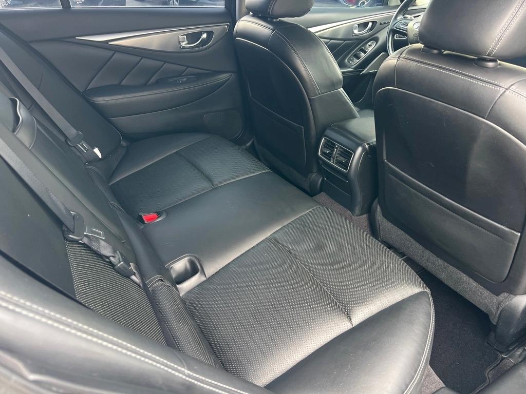 Infiniti Q50 3.0t LUXE AWD 2018