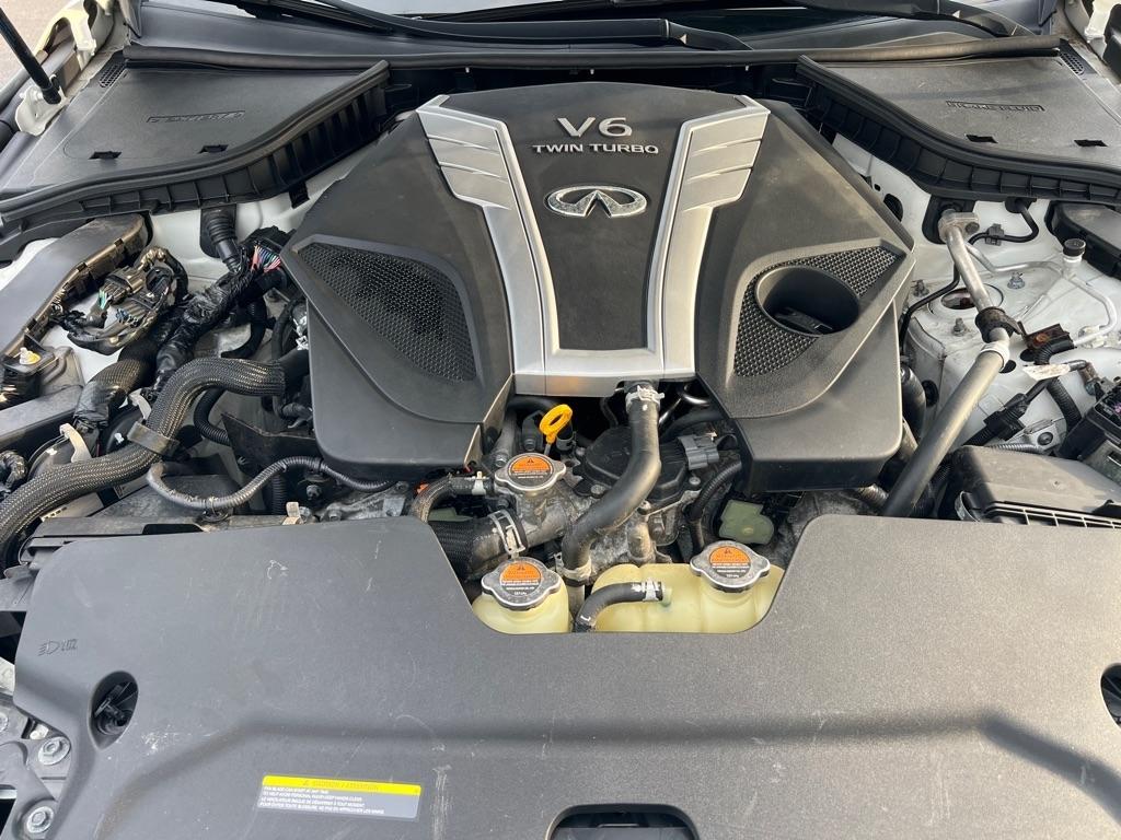 Infiniti Q50 3.0t LUXE AWD 2018