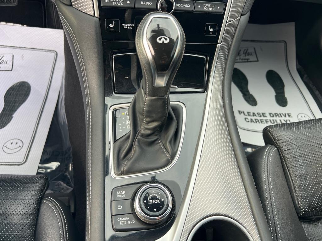 Infiniti Q50 3.0t LUXE AWD 2018