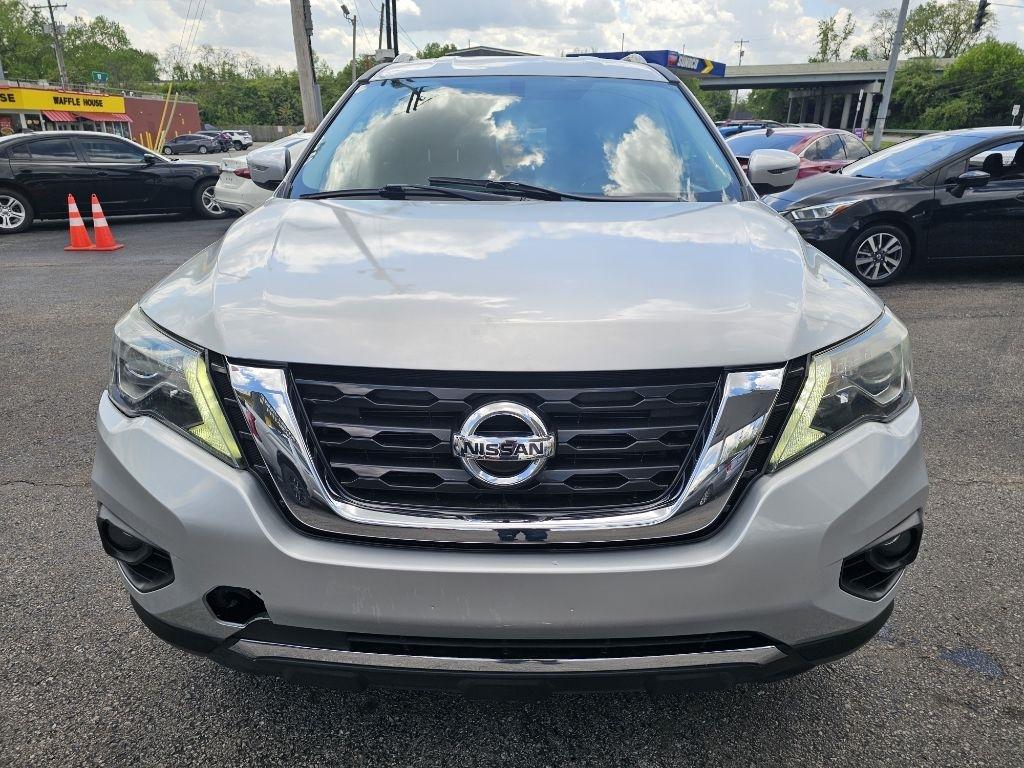 Nissan Pathfinder SV 4WD 2020