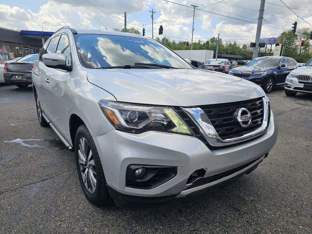 Nissan Pathfinder SV 4WD 2020