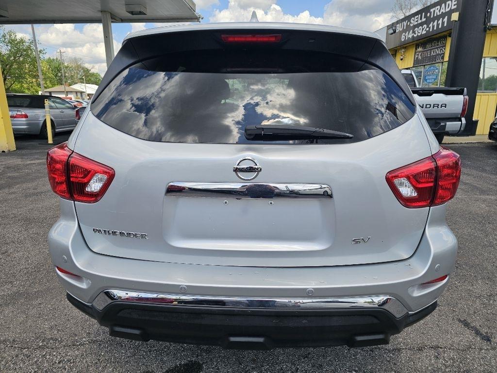 Nissan Pathfinder SV 4WD 2020