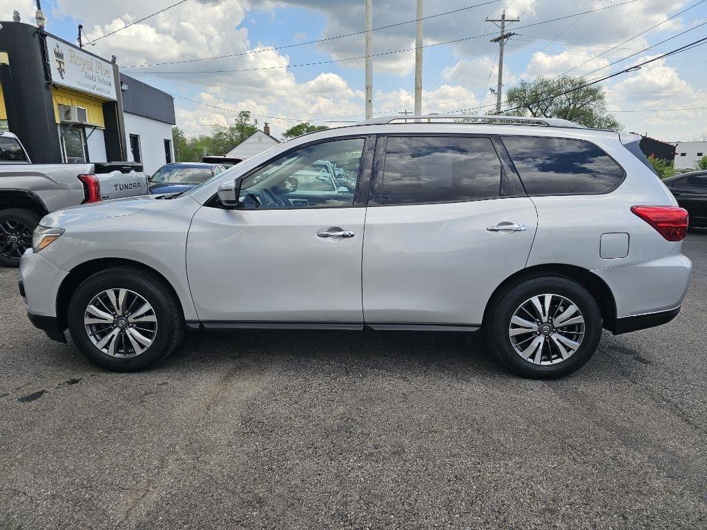 Nissan Pathfinder SV 4WD 2020