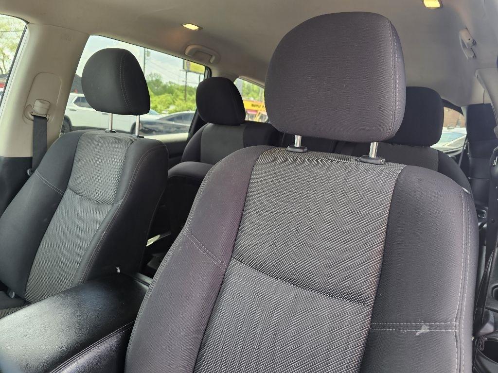 Nissan Pathfinder SV 4WD 2020