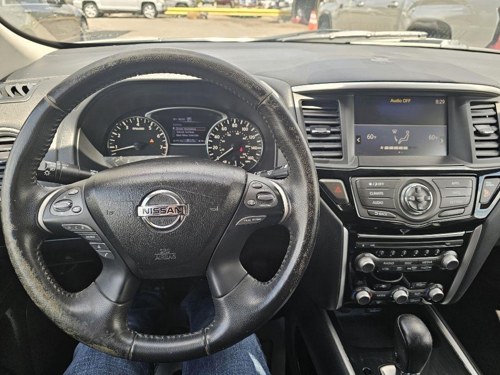 Nissan Pathfinder SV 4WD 2020