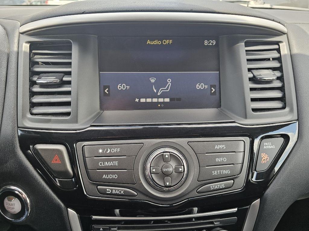 Nissan Pathfinder SV 4WD 2020