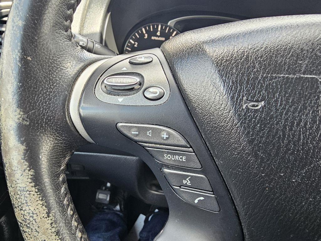 Nissan Pathfinder SV 4WD 2020