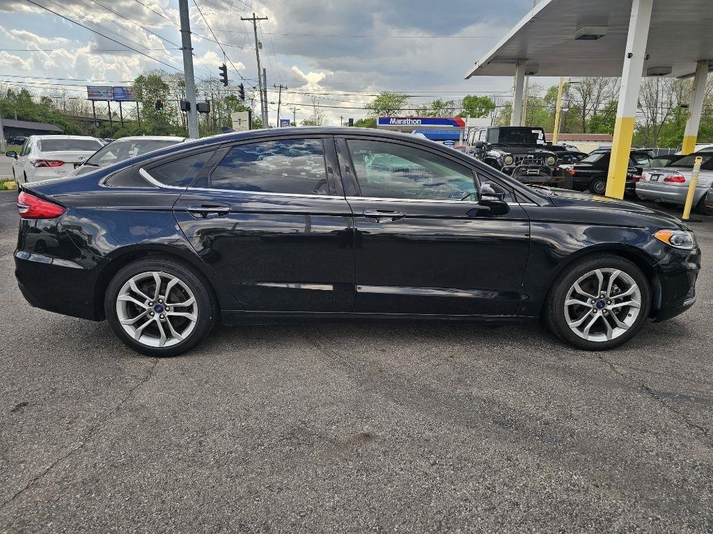 Ford Fusion SEL 2020