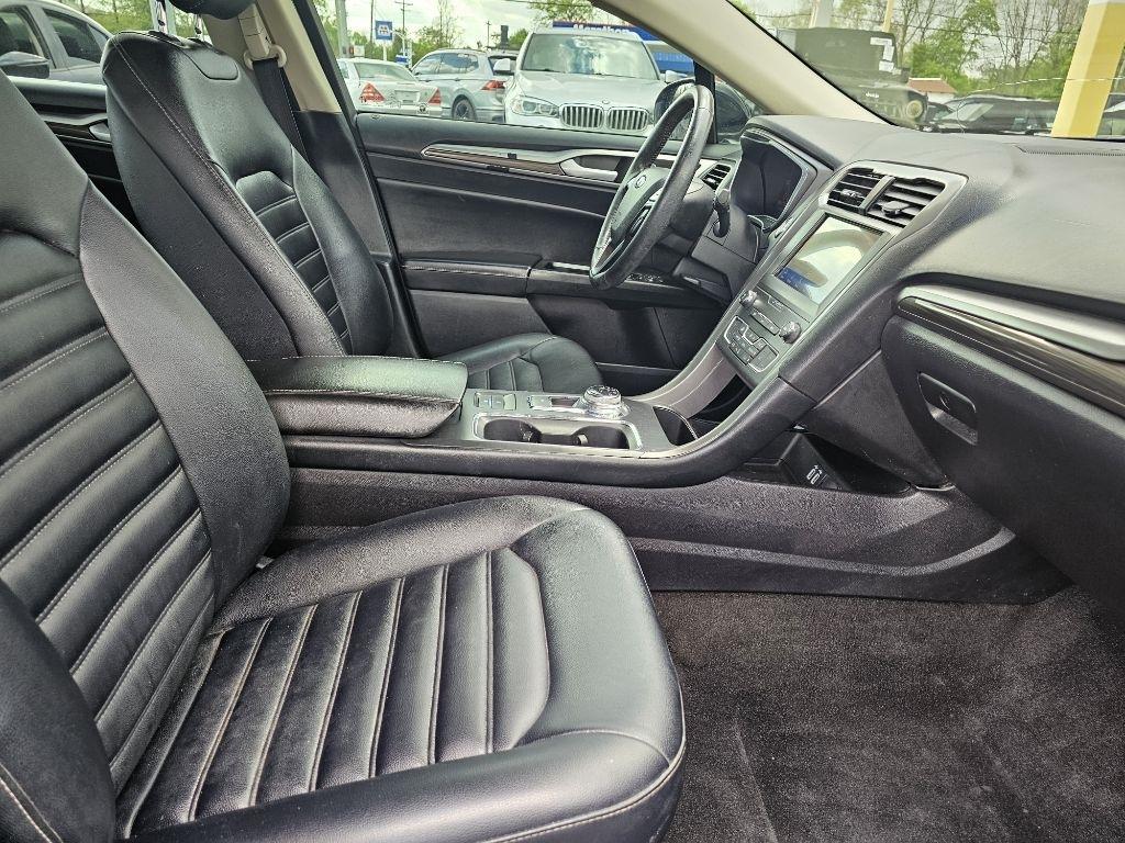 Ford Fusion SEL 2020