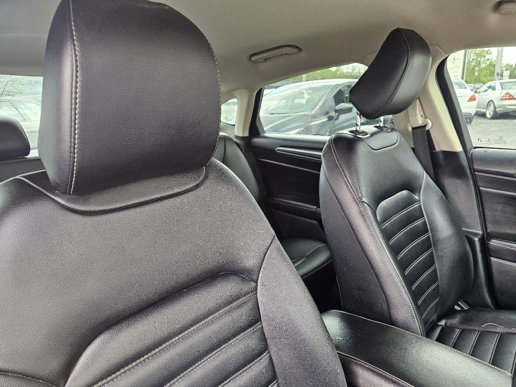 Ford Fusion SEL 2020