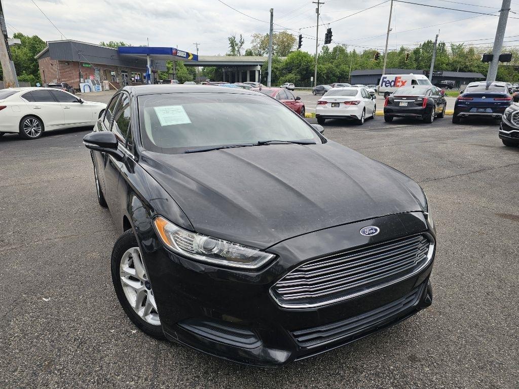 Ford Fusion SE 2015