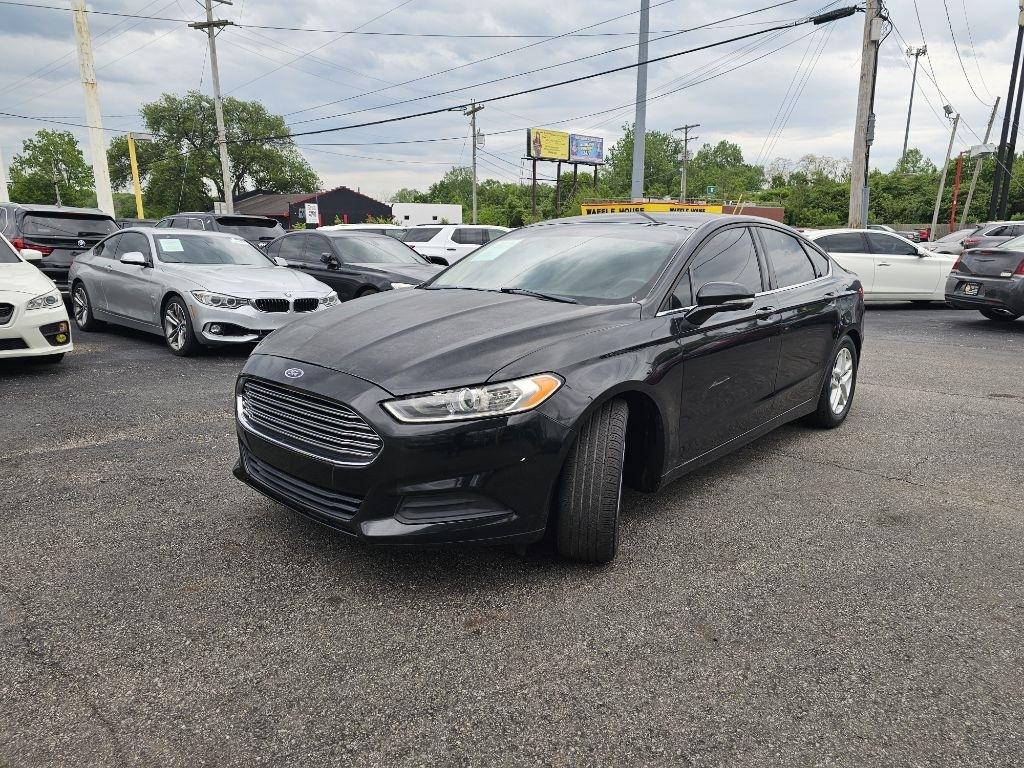 Ford Fusion SE 2015