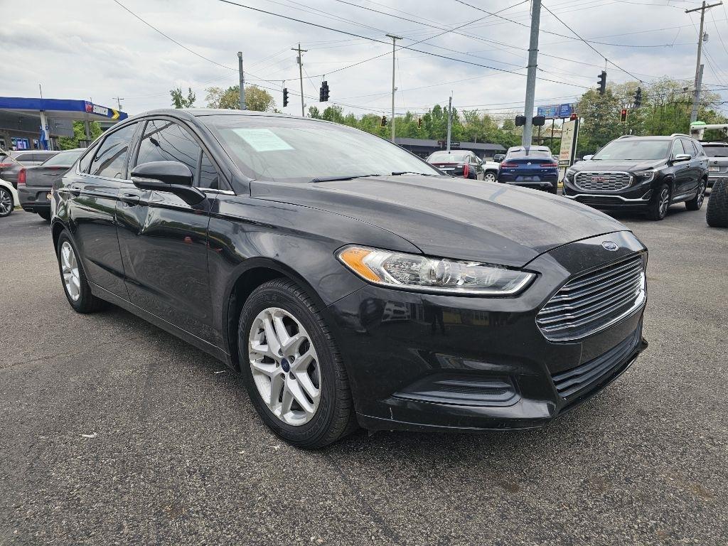 Ford Fusion SE 2015
