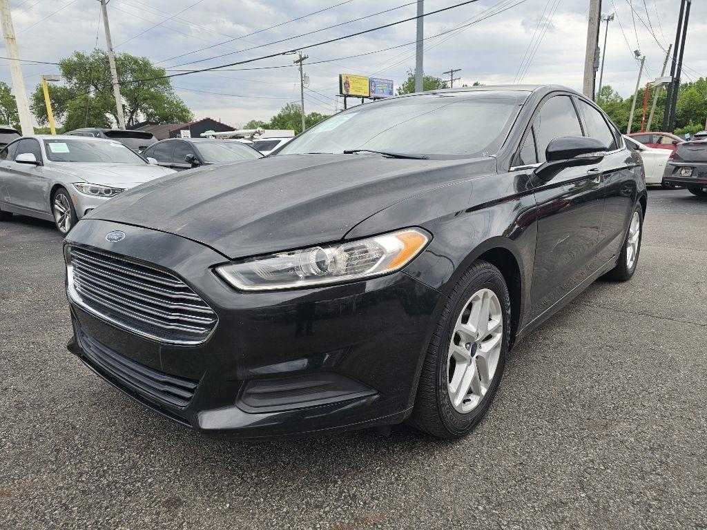 Ford Fusion SE 2015