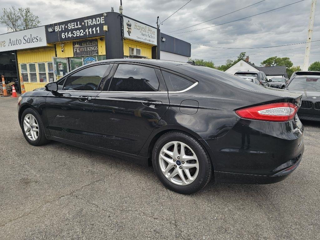 Ford Fusion SE 2015