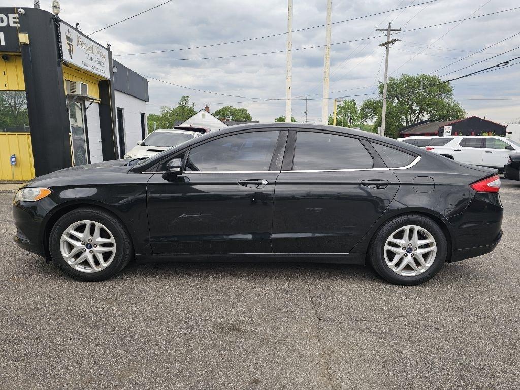 Ford Fusion SE 2015