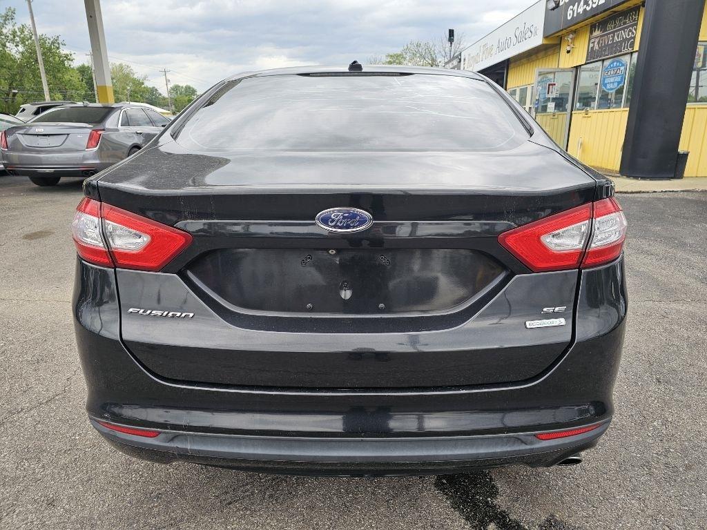 Ford Fusion SE 2015