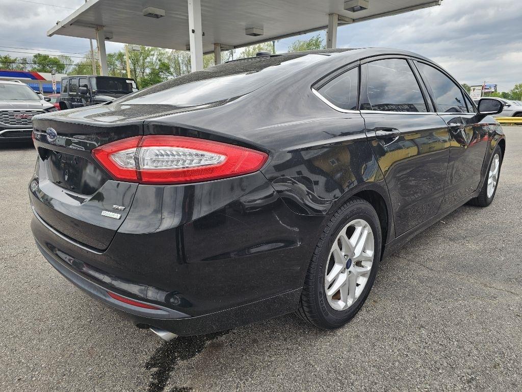 Ford Fusion SE 2015