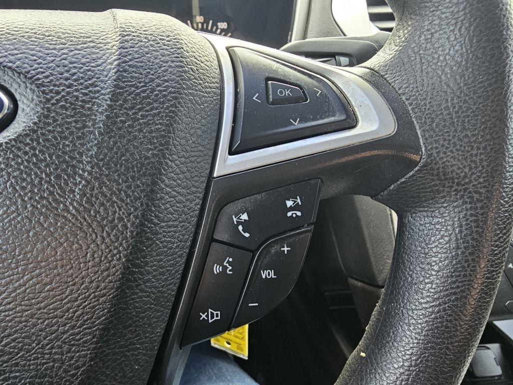Ford Fusion SE 2015