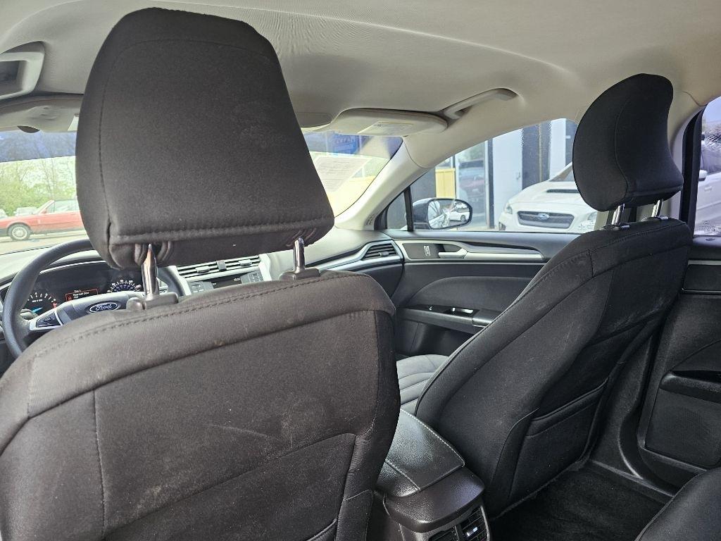Ford Fusion SE 2015