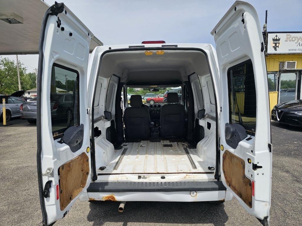 Ford Transit Connect XLT with Side and Rear Door Glass 2010