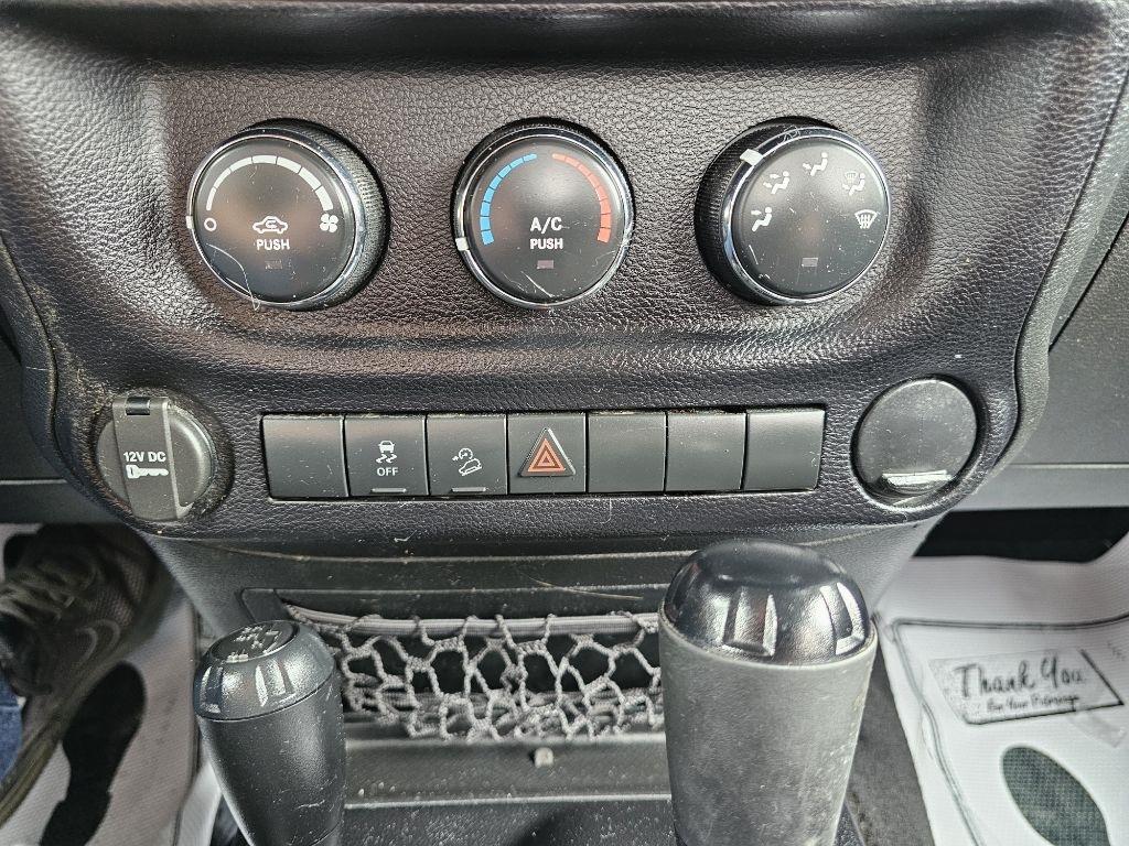 Jeep Wrangler Sport 4WD 2015
