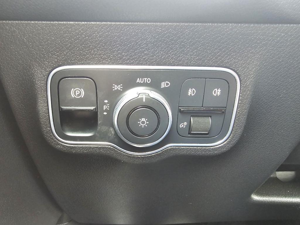 Mercedes-Benz GLB-Class GLB 250 4MATIC 2020