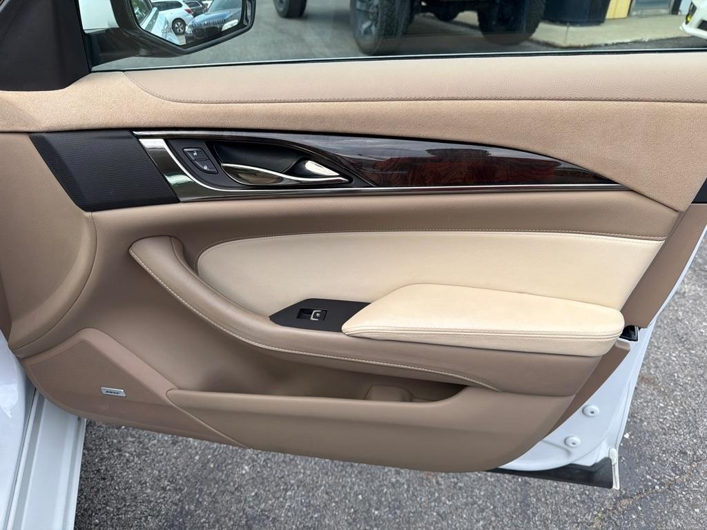 Cadillac CTS 2.0L Turbo Luxury RWD 2016