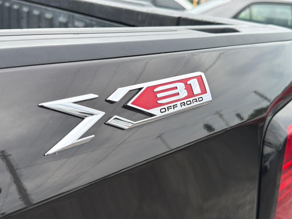GMC Sierra 1500 SLT Crew Cab Long Box 4WD 2019